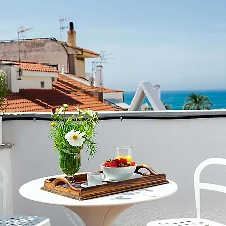 Kare No By Group Sitges